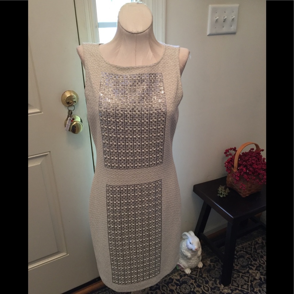 St. John Couture dress size 6 runway item $1395